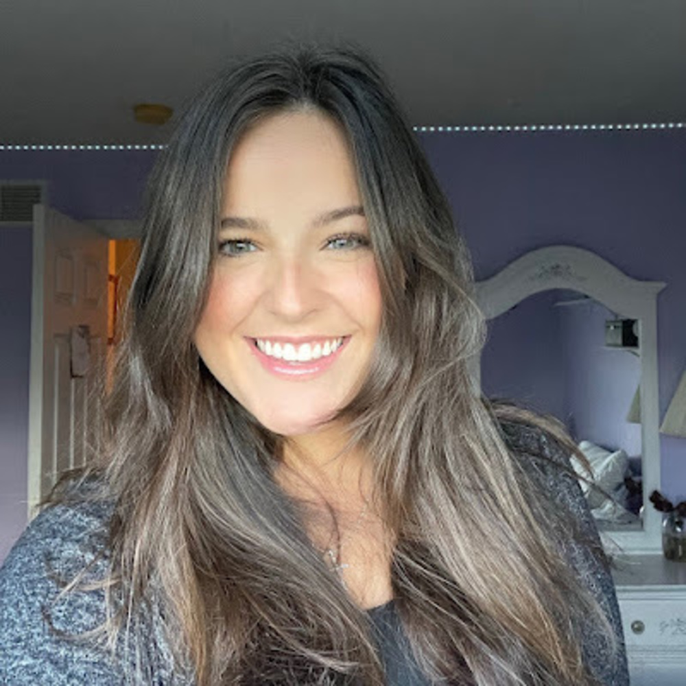 Meet your Posher, Angela